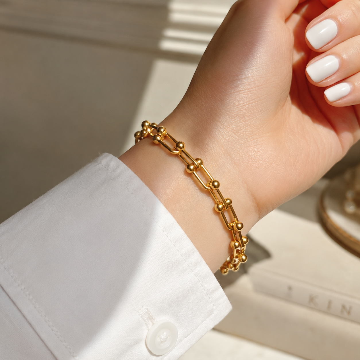 Gold Bar Link Bracelet