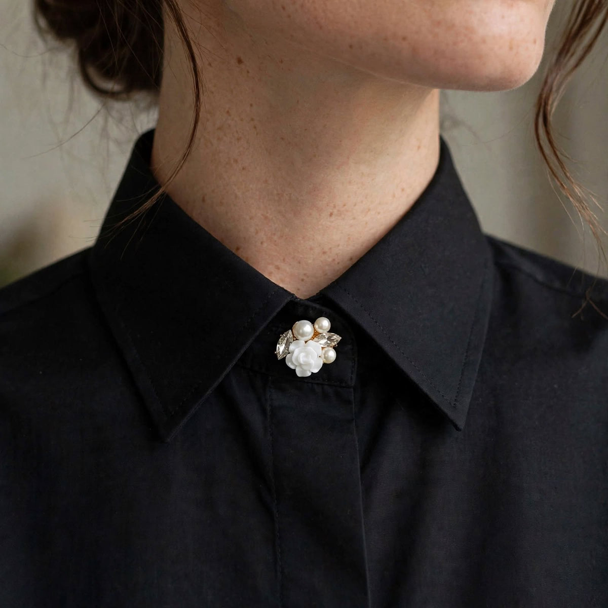 Eve Bloom Button Jewel – White Rose Pearl Button Cover -1 piece