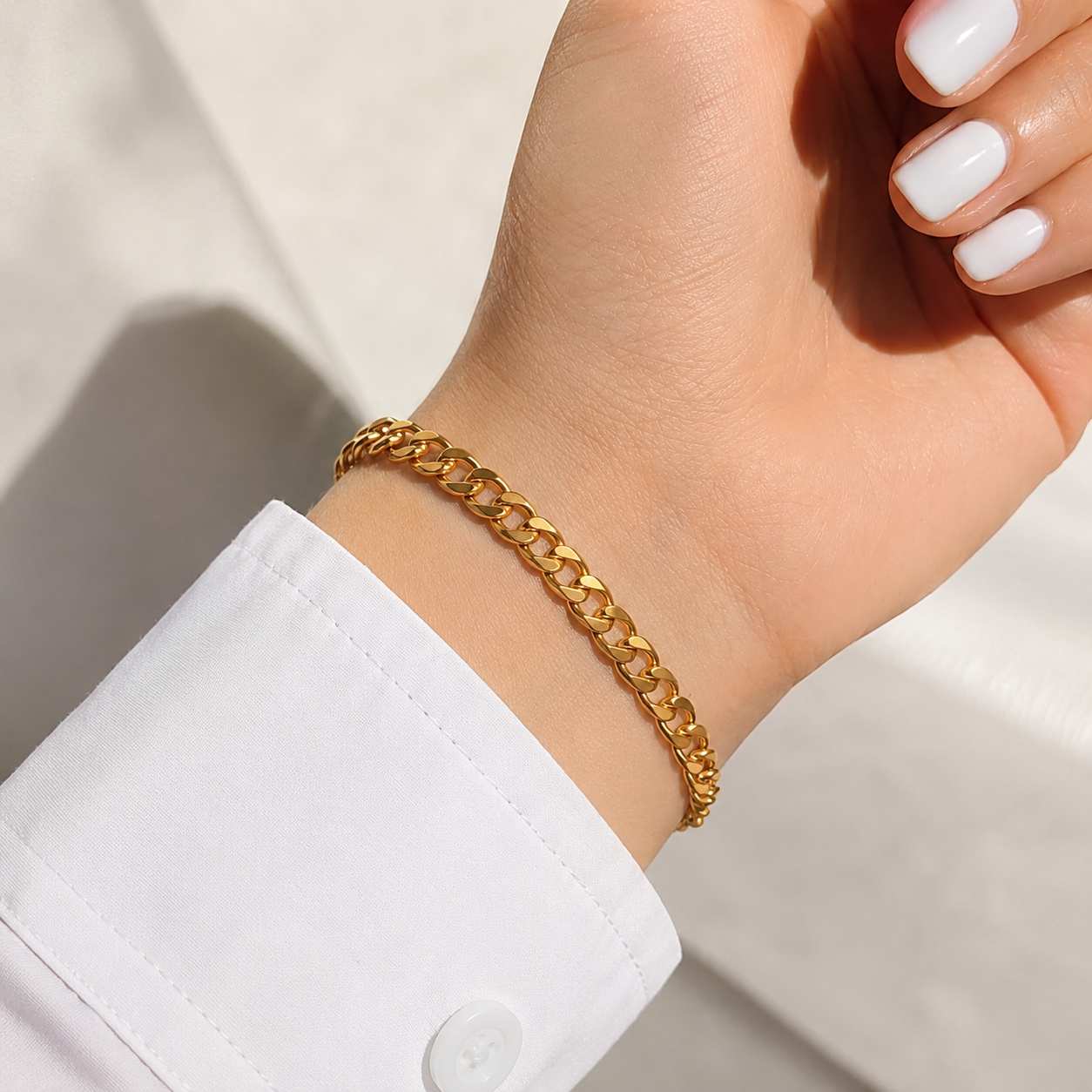 Classic Chain Gold Bracelet