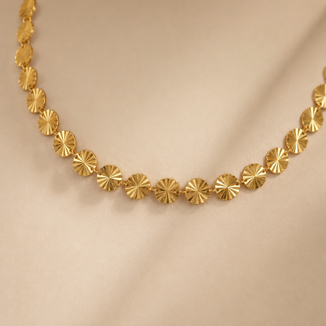 Radiant Disc Choker