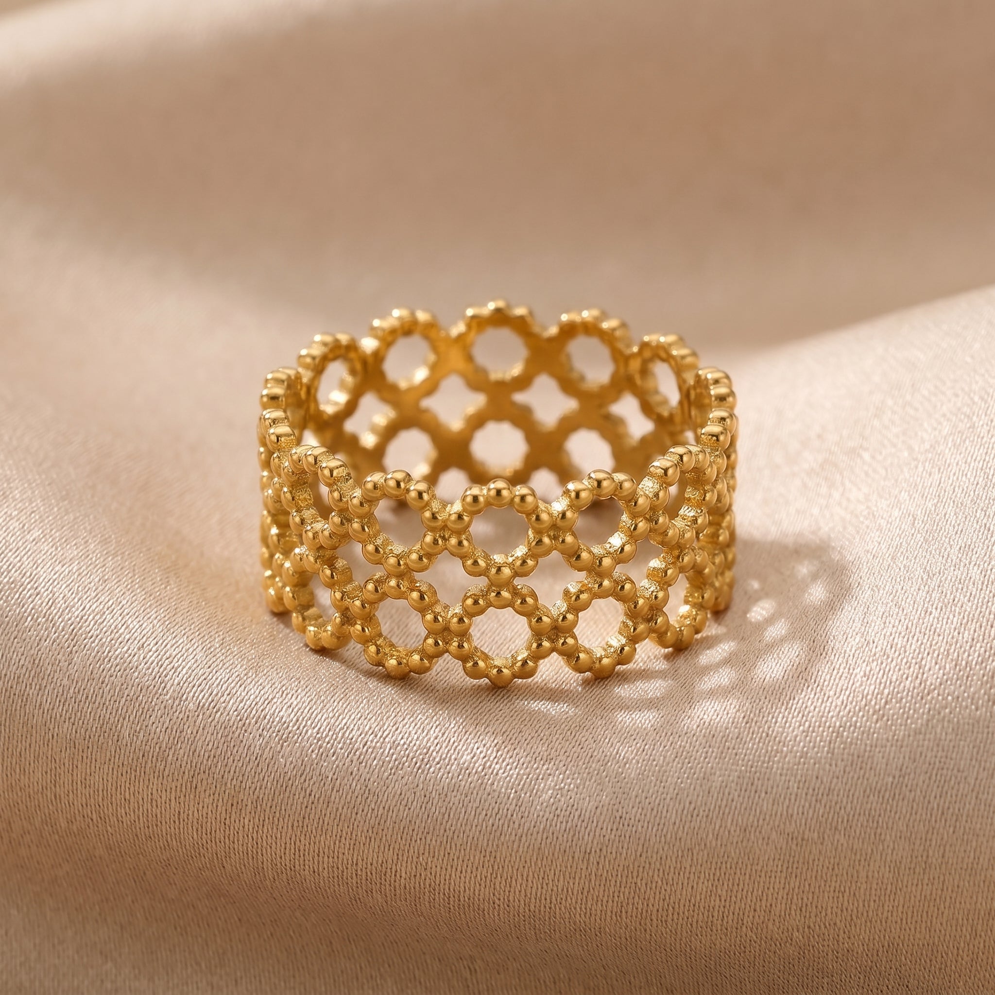 Gold Circle Mesh Ring