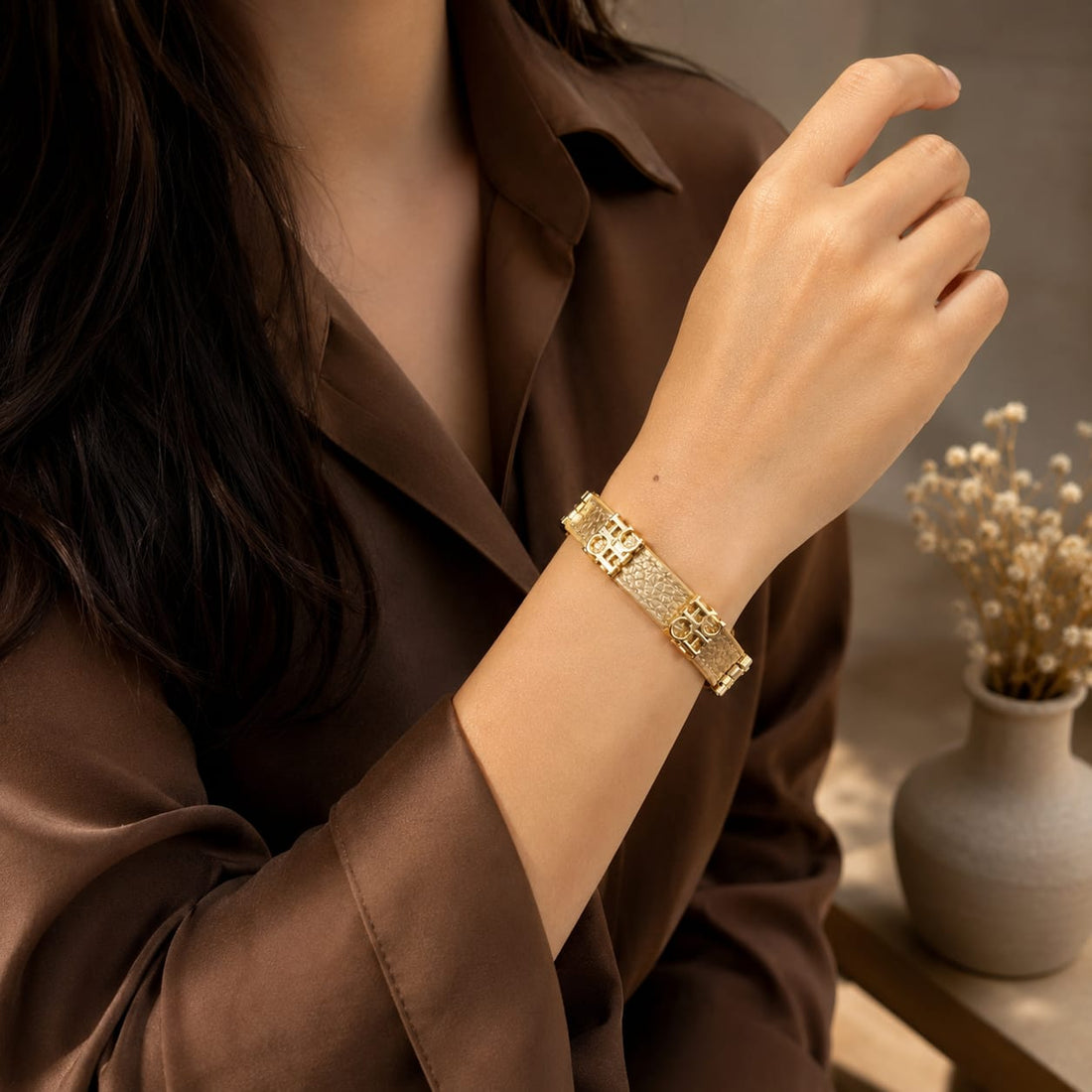 Aurelia Luxe Leather Bracelet - Soft Beige