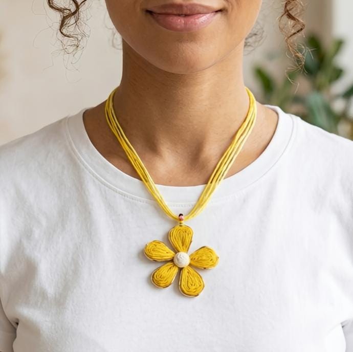 Yellow Leaf Flower Choker