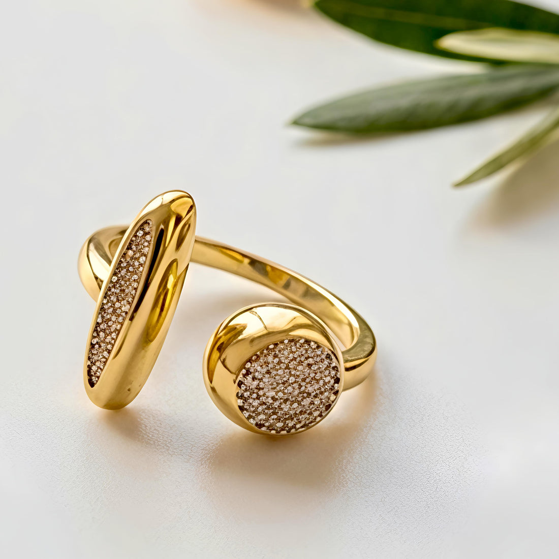 Luna Spark Ring
