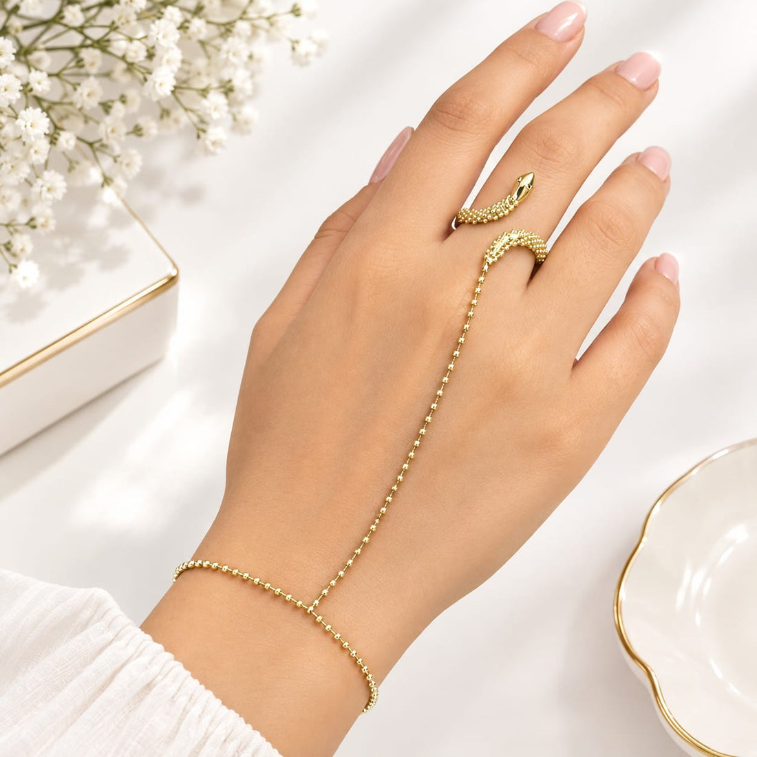 Serpentina Gold Hand Chain
