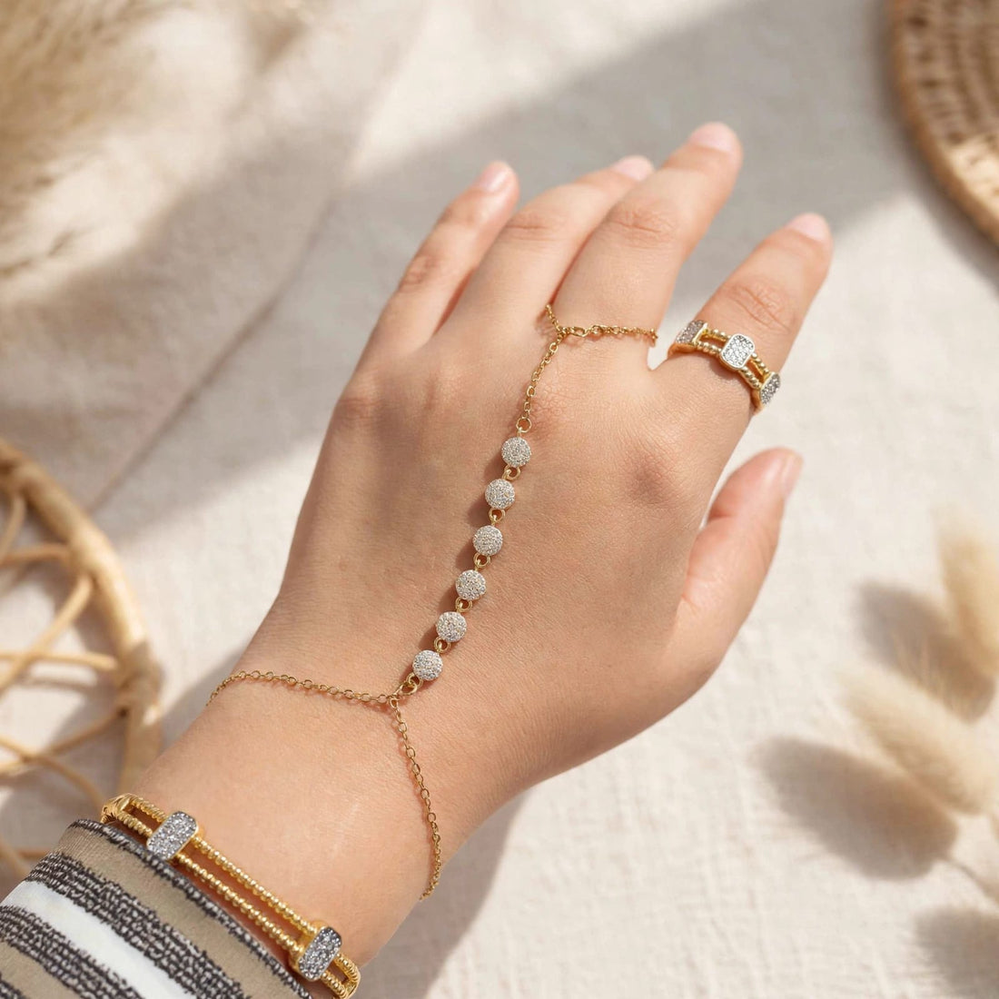 Stella Crystal Hand Chain - Pave Discs