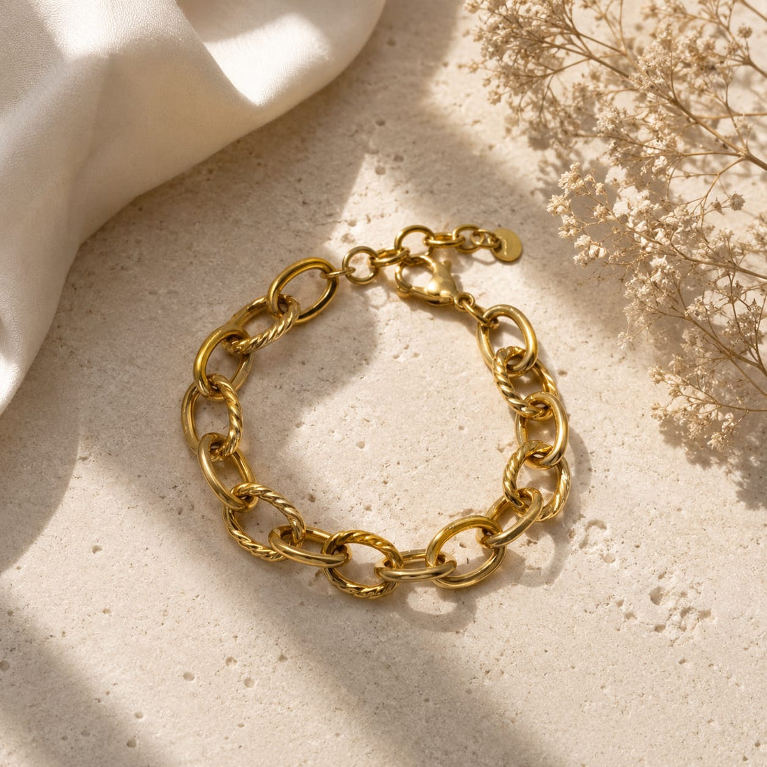 Cleopatra Gold Link Bracelet
